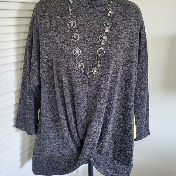🆕️PerSeption Women's Gray Knotted Front Top Size XL - Picture 3 of 6